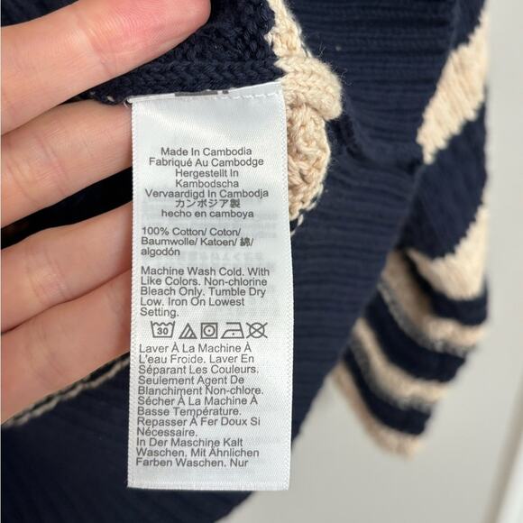 NWT J. Crew Textured Crewneck Pullover Sweater in Navy and Ivory Stripe - M - Picture 6 of 8